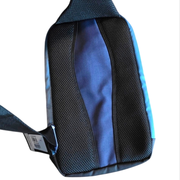 Oakley Utility One Shoulder Bag 921432 Mens Foggy Blue NWT - Picture 9 of 14